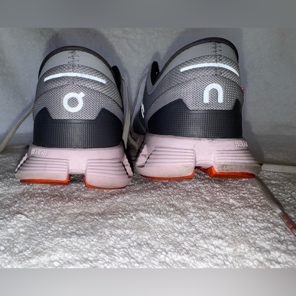On Cloud X3 Women’s shoes Running or walking. - Picture 3 of 10